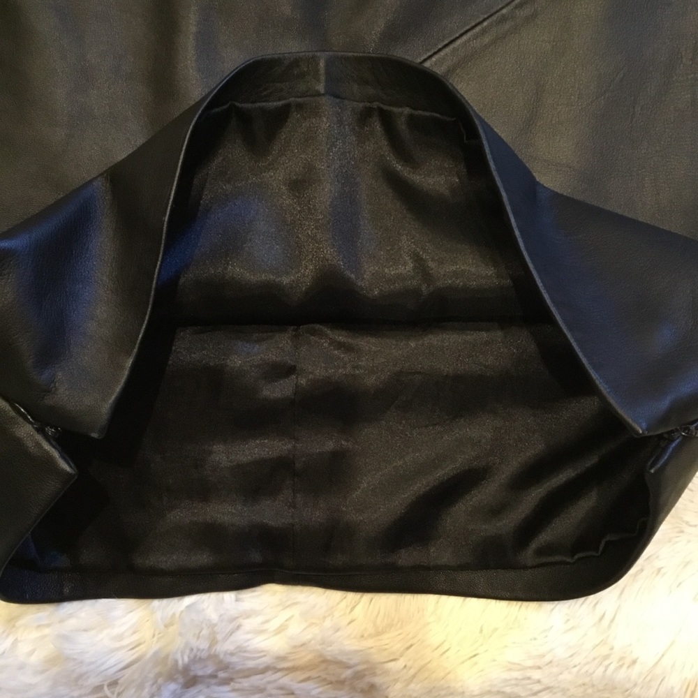 Vintage Wilsons Genuine Black Leather pencil skirt - Picture 2 of 9